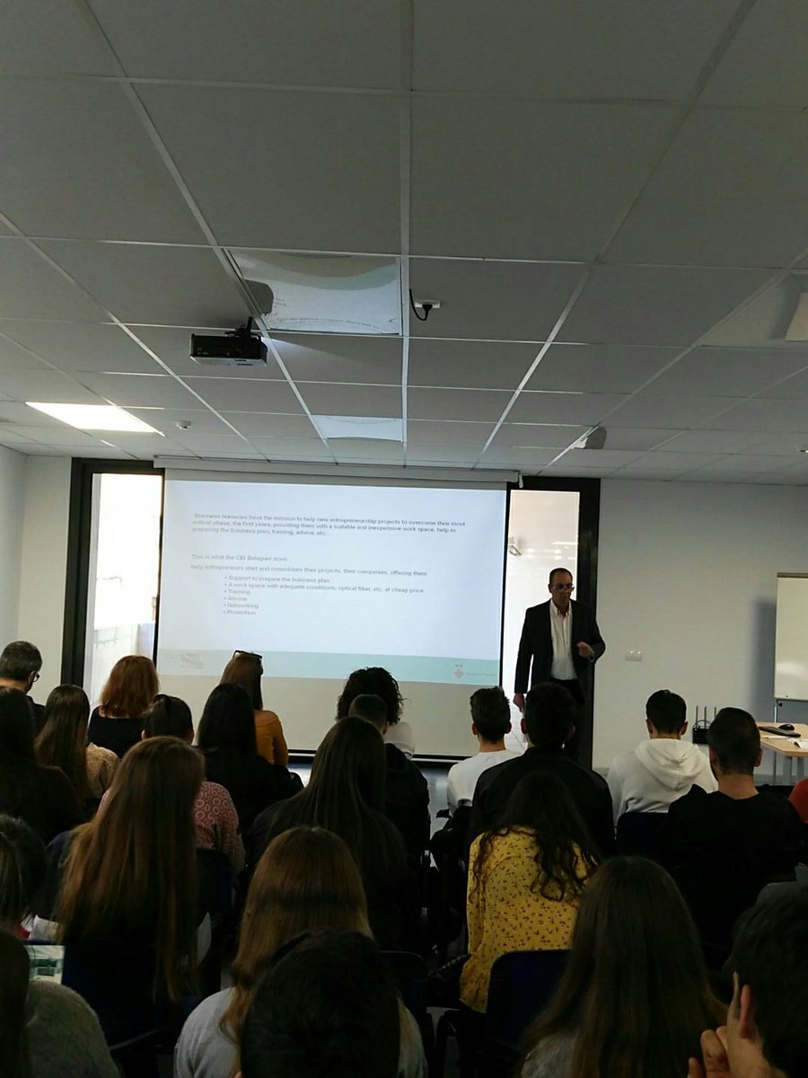LEADERNogueraSe's tweet photo. Avui comencem les visites a les empreses del territori
#LeaderCat2020 @VedrunaBalaguer #ceibalaguer
@Pro_Odisseu
#arrenca https://t.co/ZM3FmZLdqj