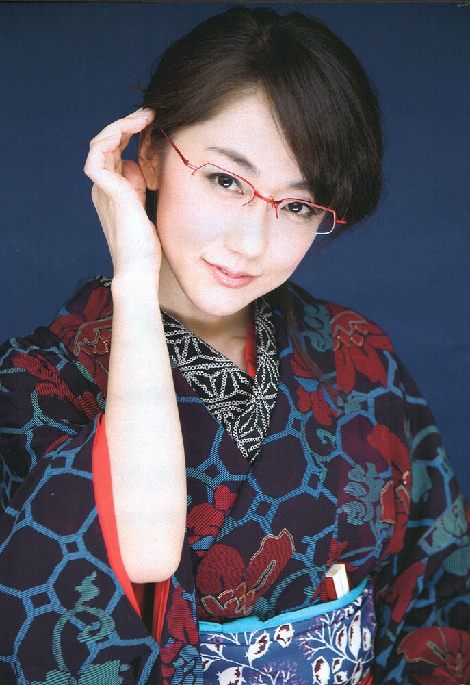 ささ木 お昼食べに入った店にあった会津ほまれのポスターの人超絶美しいな と思ったら唐橋ユミでていうか会津ほまれのご令嬢だったから完璧超人なのでは ささ木 お昼食べに入った店にあった会津ほまれのポスターの人超絶美しいな と思ったら唐橋ユミでていうか会津ほまれのご令嬢だったから完璧超人なのでは