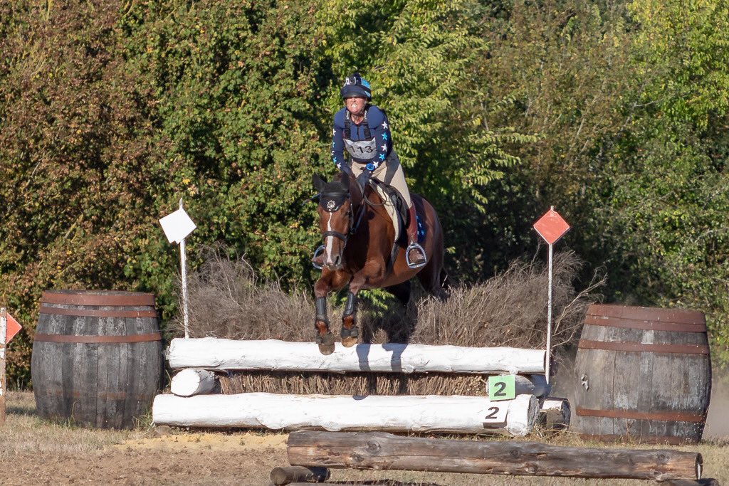 TenYearsIn's tweet photo. We had a great time at our 2nd ODE at the weekend, a tiny step back at the drop meant 20 pens but we were clear SJ, 37.4 DR & only 4 seconds over the time so a good result ππ΄β€οΈπ¦ππ @GatehouseHats @AriatEurope @Kan_Teq @balancesaddles
#eventingfun #eventing #chestnutmare https://t.co/YfPmq6FiV0