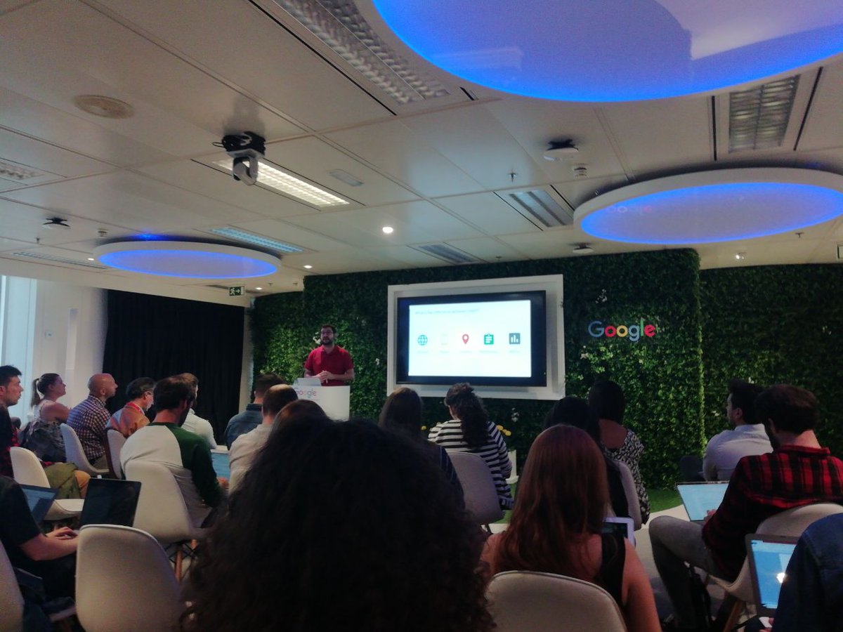 KiniCalderon's tweet photo. Recién llegado al evento Msite speed de #Google para agencias #SEO @DanijuradoCom https://t.co/aS9UD6NvtW