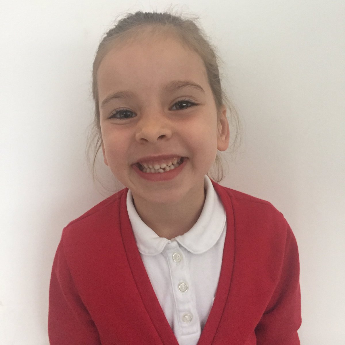 Tinker and Totsy (@tinkerandtotsy) on Twitter photo With my first ever wobbly tooth hanging on a thread, mummy took this last photo of me with all my baby teeth....two minutes later it popped out! #wethoughtshewasnevergoingtoloseit #gappy #finally #shessixandahalf #whatsthegoingrateforthetoothfairy With my first ever wobbly tooth hanging on a thread, mummy took this last photo of me with all my baby teeth....two minutes later it popped out! #wethoughtshewasnevergoingtoloseit #gappy #finally #shessixandahalf #whatsthegoingrateforthetoothfairy