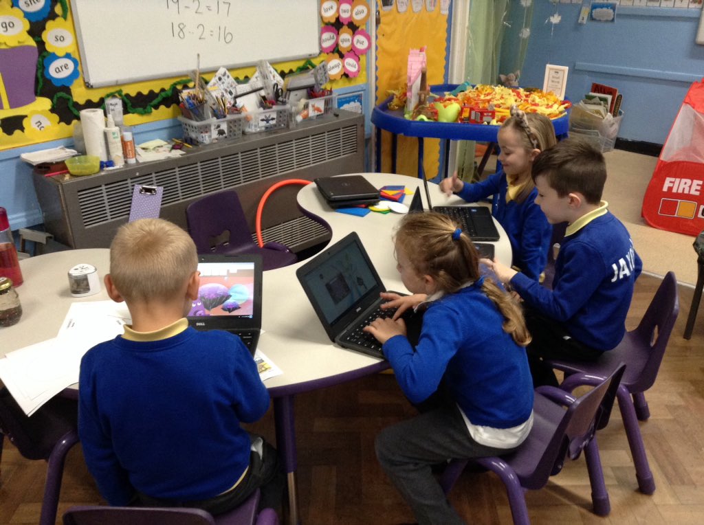 portmeadp's tweet photo. #pmdp1 #pmdplit #pmdpict we're loving using our new laptops to log on to bug club and read 😀 https://t.co/EVyLHcr1SA