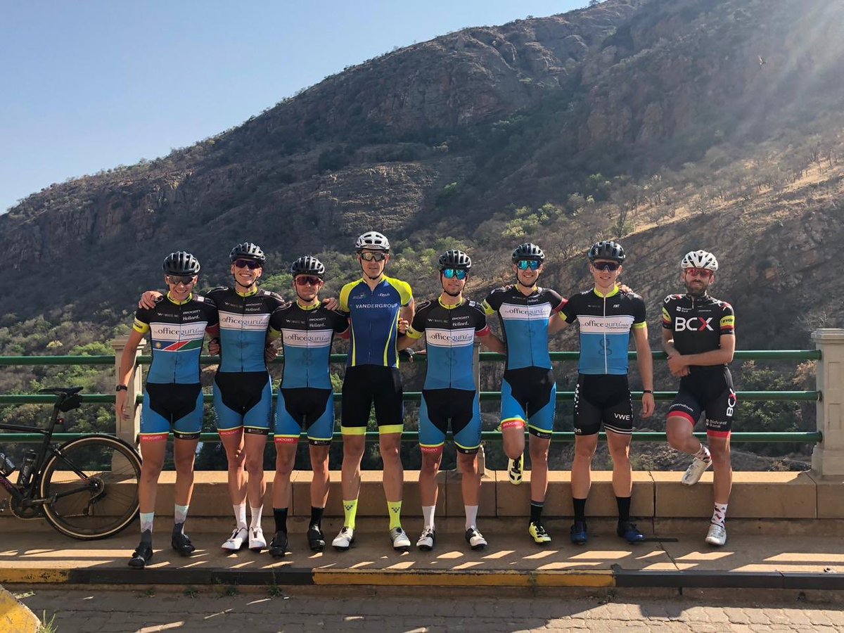 officegururacing tweet media