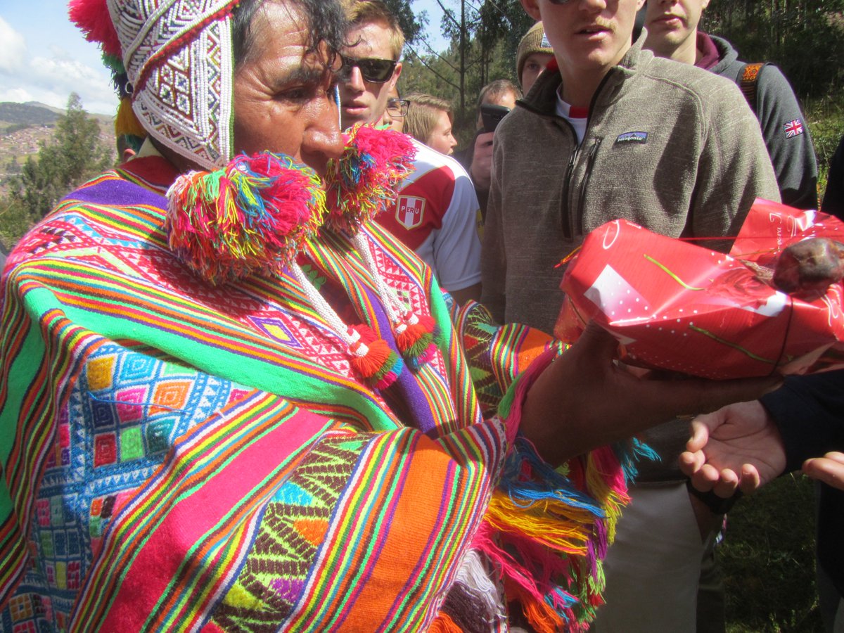AmautaSchool's tweet photo. Study Spanish and immerse yourself in the traditional Peruvian culture! #incas #pachamama #spiritualism #spanishimmersion https://t.co/Y5zJXm2rv8 https://t.co/wHrRgdNto5