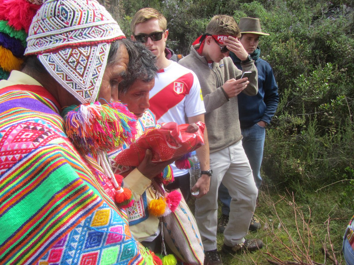 AmautaSchool's tweet photo. Study Spanish and immerse yourself in the traditional Peruvian culture! #incas #pachamama #spiritualism #spanishimmersion https://t.co/Y5zJXm2rv8 https://t.co/wHrRgdNto5