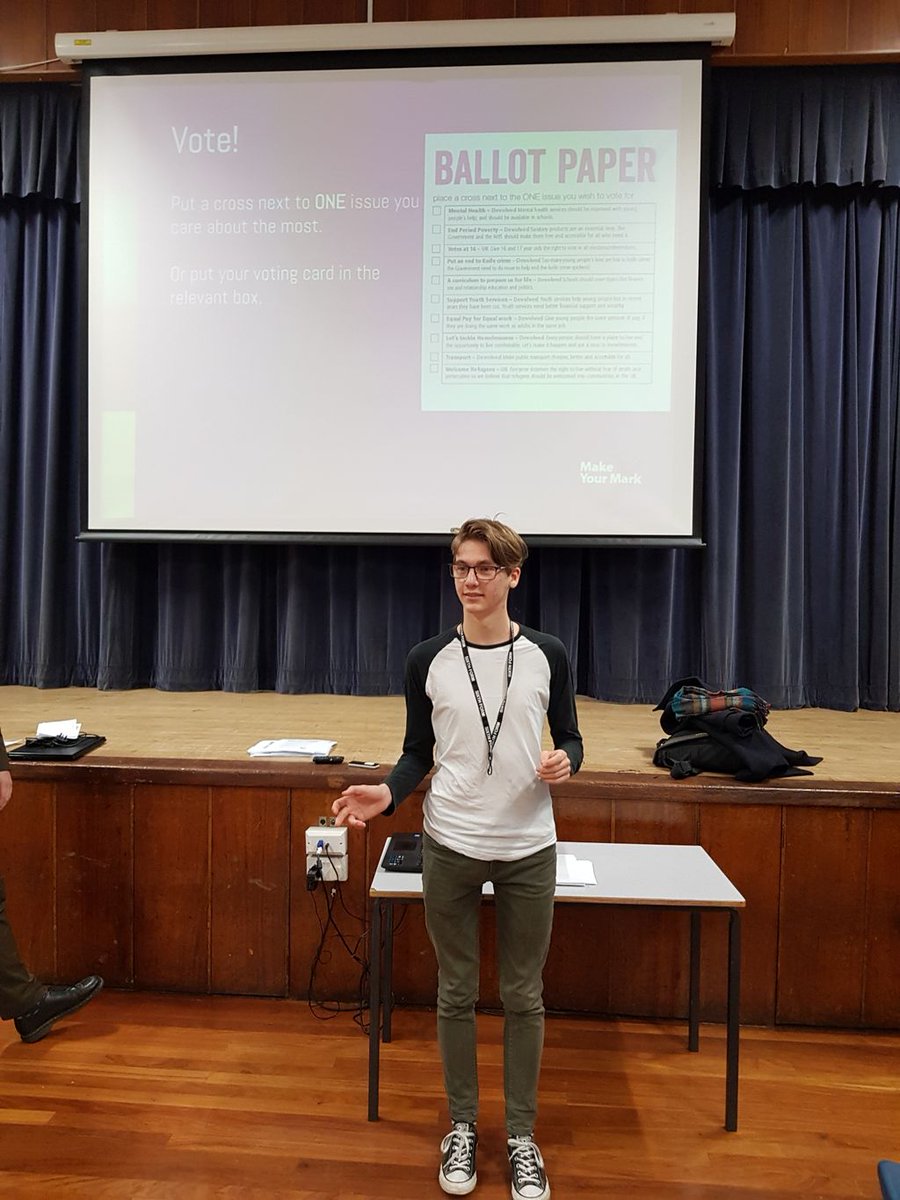 es_6thform's tweet photo. Thanks to Mr. Carlton and Kameron for the excellent presentation promoting the UK Youth Parliament. Our very own Kameron is standing for Stockton-on-Tees constituency Youth MP #YouthParliament #BMBF #BigCommittee #MakeYourMark https://t.co/Xhu8CBfYxZ