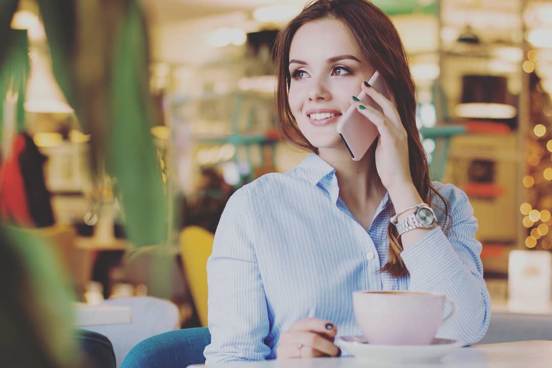 1830Rooibos's tweet photo. With a cup of Wupperthal Rooibos 1830 in your hand, anything is possible! 😊 Only the finest cuts are used in our luxurious pyramid-shaped bags. Get your taste today: https://t.co/dGdwh5qi0a 
#wupperthalrooibos #wr1830 #makinganimpact #southafrica #foodie  #bestoftheday #happy https://t.co/Pkun5NUqss
