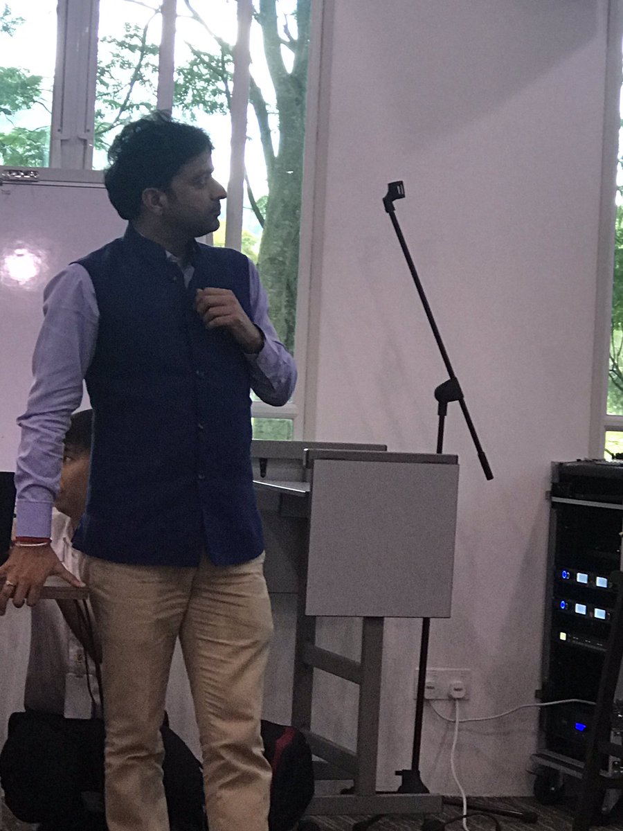Shubhrastha's tweet photo. Indian delegate Arun Singh Dhumal making a presentation on the ensuing elections in 2019. The scale &amp;reach of @narendramodi ji’s schemes &amp;interaction with party workers through NaMo app elated &amp;stunned the foreign delegates to no end. 🙏 #KAS #ElectionBridge #ProudIndian https://t.co/VAra5kluga
