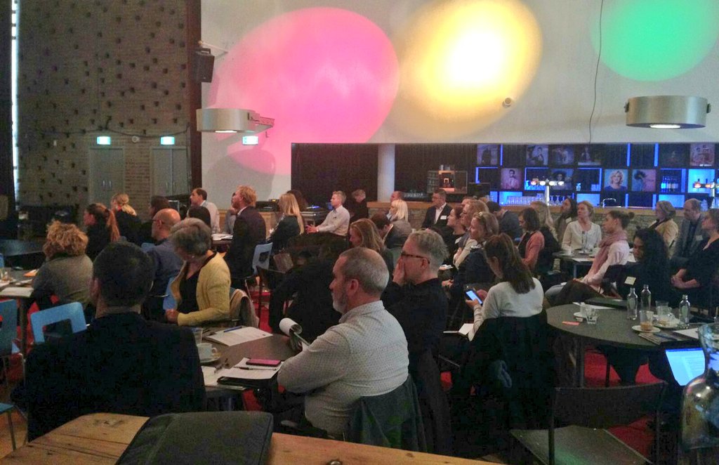 ashlmcl's tweet image. @AalborgKommune is at a LIVE MARKET ENGAGEMENT on sustainable public procurement of ICT - can #circulareconmy and #circularPP help #makeICTfair?