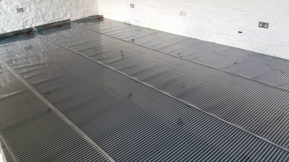 Varmefhs's tweet photo. Here at @Varmefhs, our 130w/m² or 160w/m² #Carbon #Underfloorhetaing is perfect for going underneath Engineered Wood, Laminate, Carpet &amp; Vinyl floor finishes.
https://t.co/cCJSoSNyZk … … https://t.co/WupMykiaUl