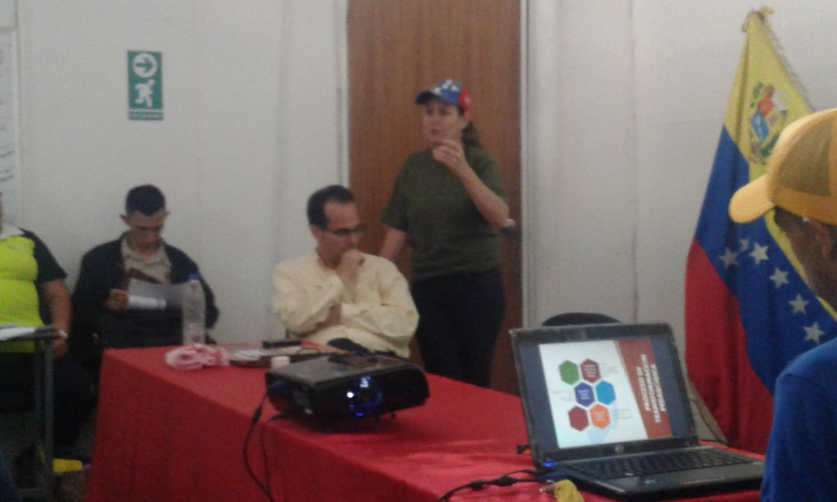 epistem3's tweet photo. II Consejo de Supervisores Intercircuitales  del Estado Táchira. Socialización de la Instrucción Viceministerial N° 4. https://t.co/Yu5zENcA8O