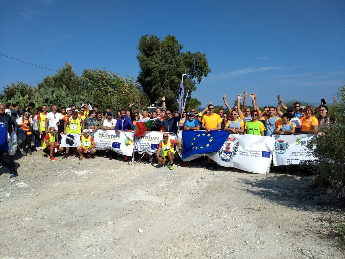 SprintersEU's tweet photo. The race has just finished and the team of Corsica won the first place and the second. The third position was for the people of Cullera, congratulations to all participants. https://t.co/RsSbCZtJI0