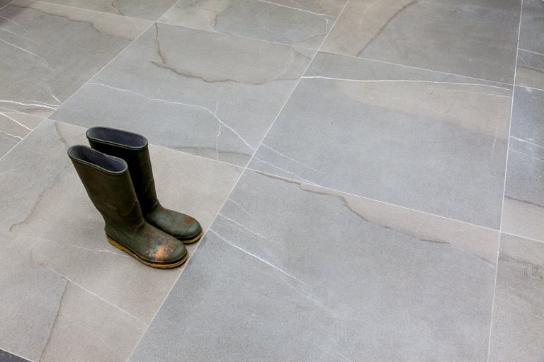 DevonTiles's tweet image. 5 things to consider when selecting floor tiles ow.ly/xhHL30m4Qiu  #TileGuide #FloorTiles #DevonTiles