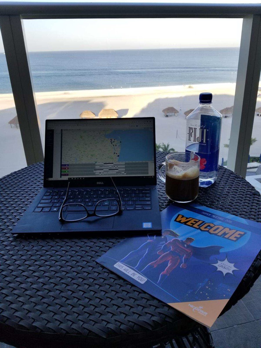 Workwave's tweet photo. Day one of the @NexstarNetwork #SuperMeeting is about to begin! Canβt beat this view as we prepare for the show. #supermeeting2018 #nexstarnetwork #lifeatworkwave https://t.co/68vM2pdJBg