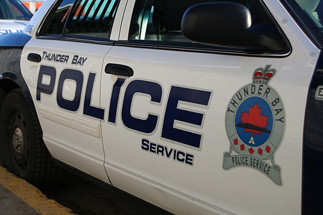 Teens sought after smashing into convenience store #tbay ow.ly/7xMN30m5al4 https://t.co/plv9FKsfBI