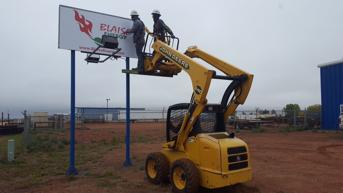 BlaiseEnergyInc's tweet photo. #BlaiseEnergyInc expanded into a new facility on Hwy 22 north of Dickinson where we are producing our new NGL-In-A-Box™ gas capture system! #gascapture https://t.co/lzoPctjAHL