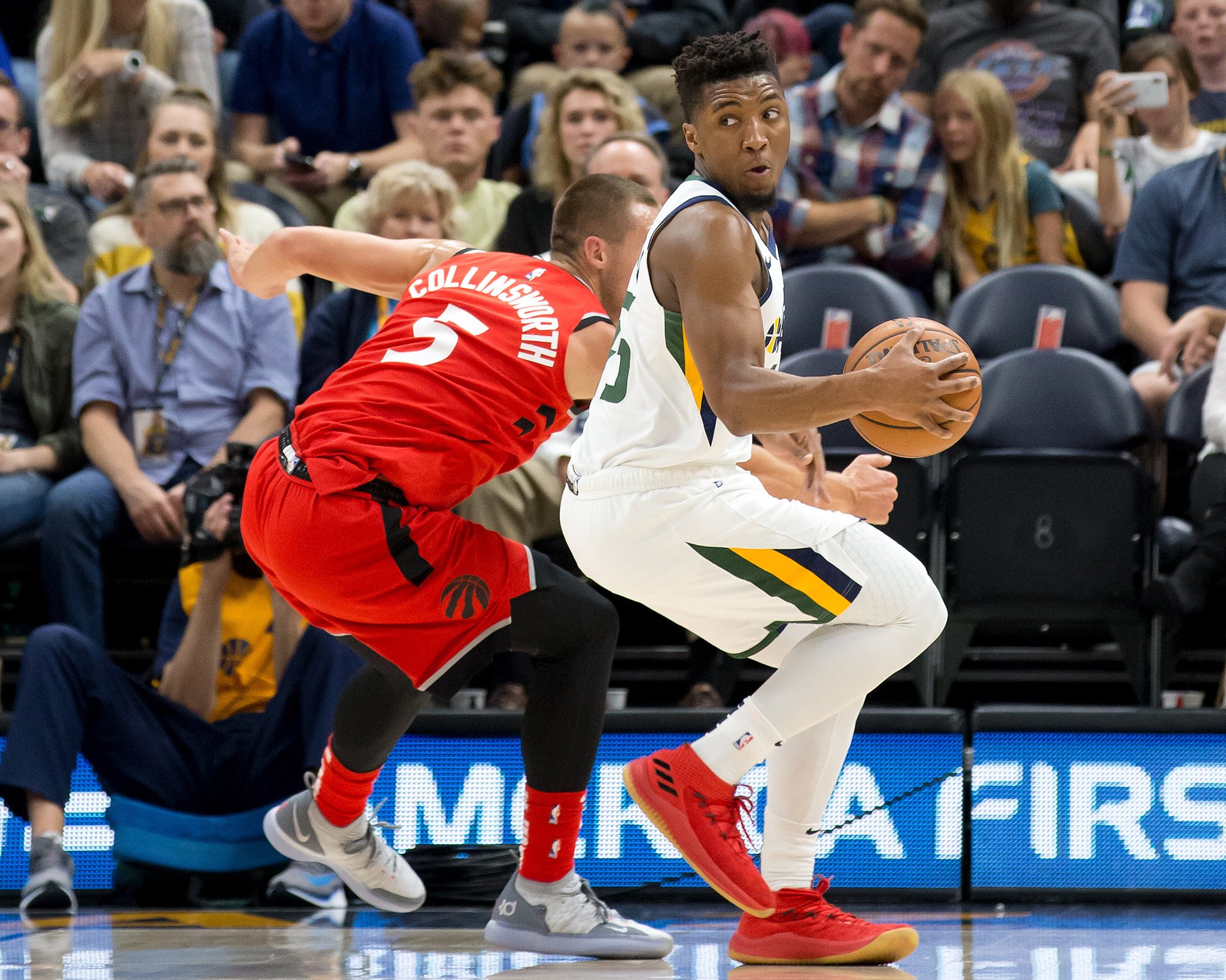 Dame 4 on court deals
