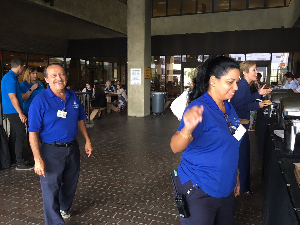 HCPSoperations's tweet photo. Friendly reminder to express your ππ½ gratitude and your appreciation each and everyday for our behind the scene workers. #WeClimbTogether to #PrepareStudentsforLife #OperationsAtWork @Jeff_Eakins https://t.co/adKIAU624m