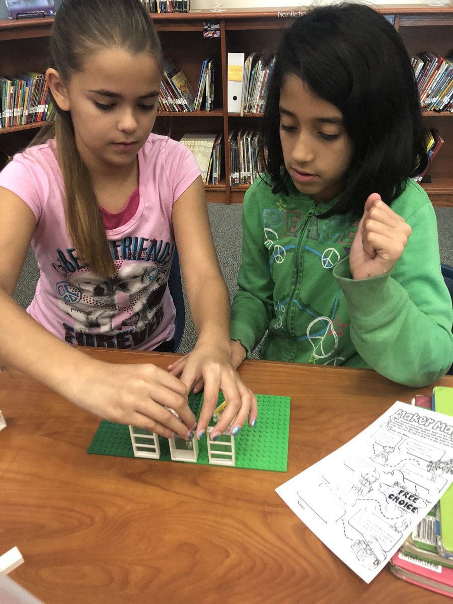 ReinaRenteriaT's tweet image. Them: Like we did in class. We are making it the same on both sides.             Me: Symmetry. Them: yes symmetry, we just forgot what it’s called but we knew what to do! #vocab #morepractice #rm709 #InspirationRoad