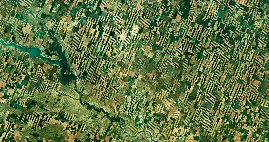 thecausalloop's tweet photo. Over 139 million tons of agricultural straw waste is produced in Europe each year. How can we use the European Space Agency's satellite imagery to better exploit this resource to produce bio-chemicals? 

https://t.co/Pnjtkb9IxU

#reuse #recycle

@EUSPACEIMAGING  @EuropeanSpace https://t.co/gfKNTUBXXW