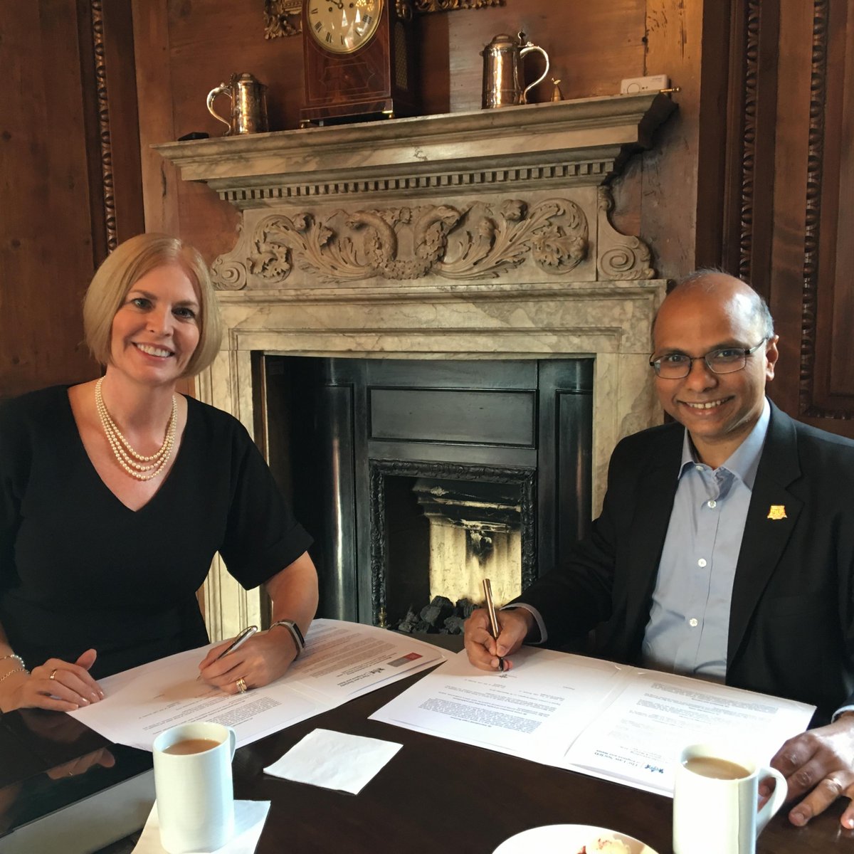 Delighted to reaffirm our ties with the <a href="/LawSocietySG/">LawSociety Singapore</a> with our new Memorandum of Understanding signed by <a href="/LawSocPresident/">Law Society President</a> this weekend during the Opening of the Legal Year celebrations