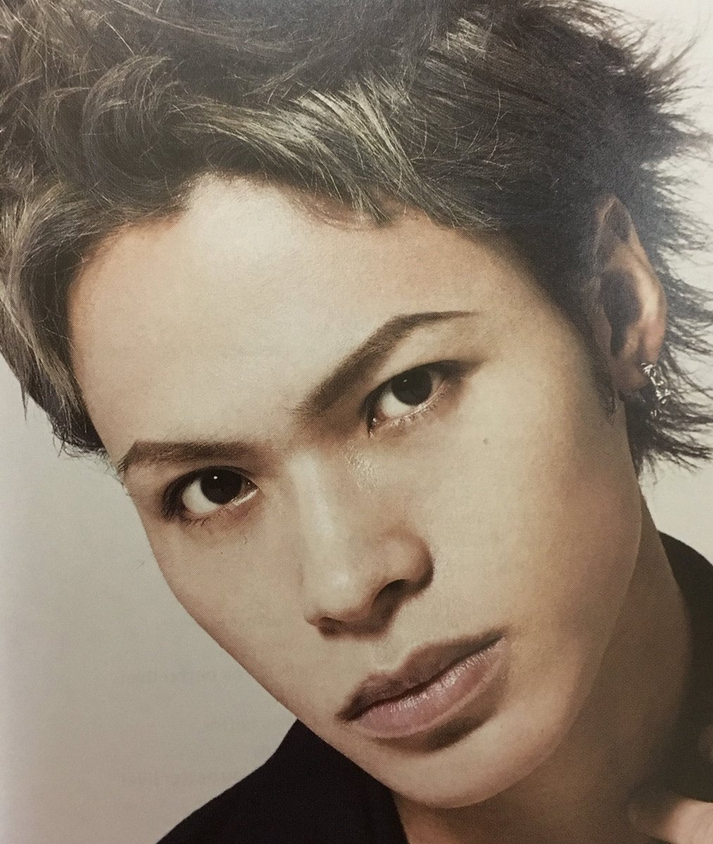 勇気の花322 ゆうき On Twitter Kat Tun上田竜也様 35歳のお誕生日おめでとうございます 真っ直ぐ 強く 優しく 正直で 繊細な上田くん あなたの目指す未来が拓けますように 上田竜也誕生祭 上田竜也 祝上田竜也35歳