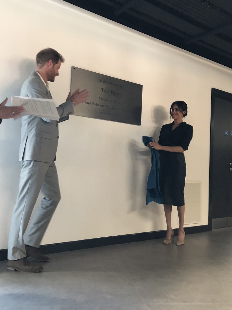 chiuni's tweet image. And finally the grand unveiling...His Royal Highness The Duke tried to get a sneaky peek of the plaque! #Chiuni  #RoyalVisitSussex @KensingtonRoyal