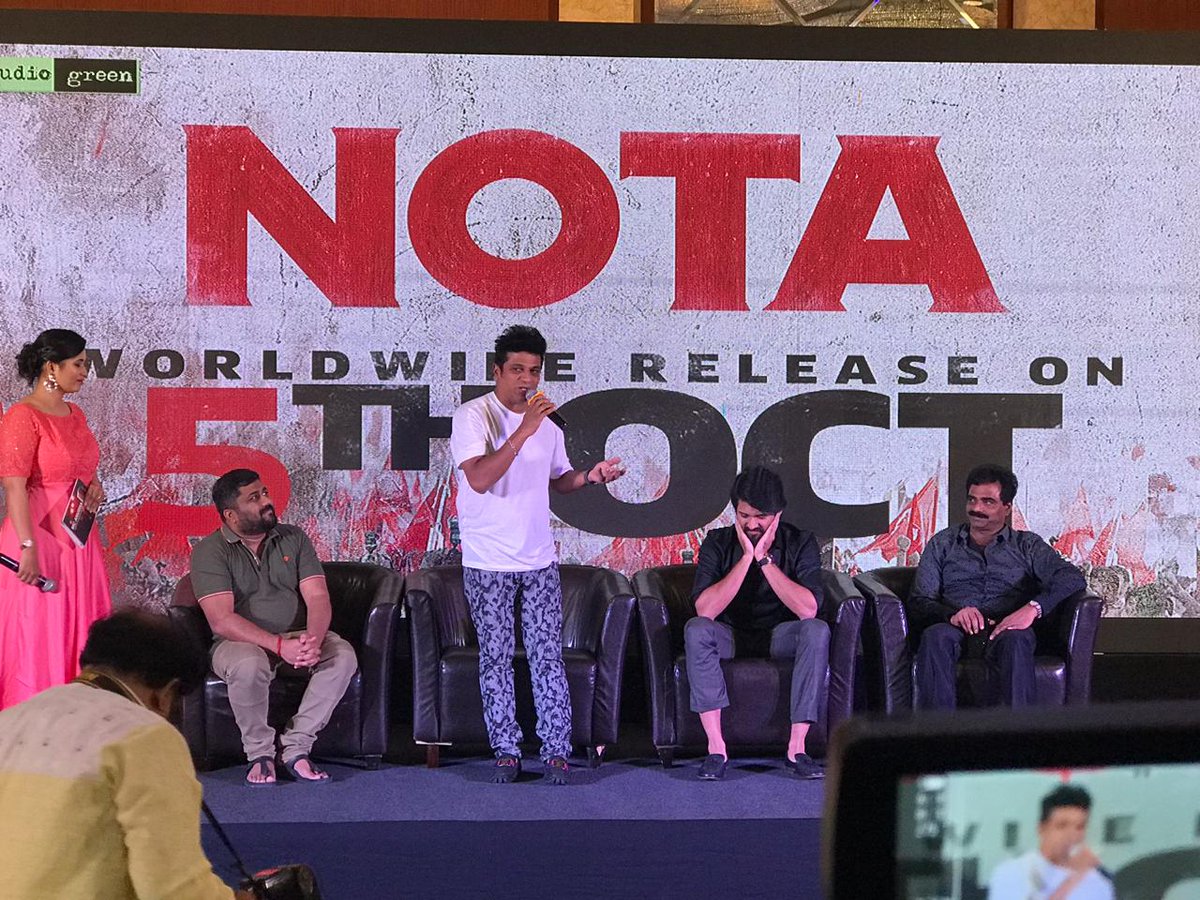 DeccanDelight's tweet photo. #Sandalwood superstar #ShivaRajkumar graced the #NOTA Press Meet in #Bengaluru on Wednesday #NotaBanglorePublicMeet
@TheDeverakonda @Mehreenpirzada @anandshank @StudioGreen2 @kegvraja @FreezeFrameFLLC @SamCSmusic
#NotaPublicMeet
#NOTAonOct5 https://t.co/7w0XZ2m4Wk