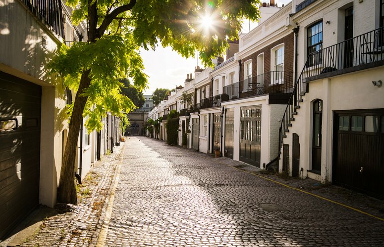 GCVinvest's tweet photo. Find out how to invest into Residential property developments via #PropertyBonds🏠
We take a look at:
✅How property bonds work
✅Security - risk vs return
✅What returns to expect
➡️ https://t.co/w0pmQQWCv4 ⬅️ https://t.co/SAO0tzeoJ9