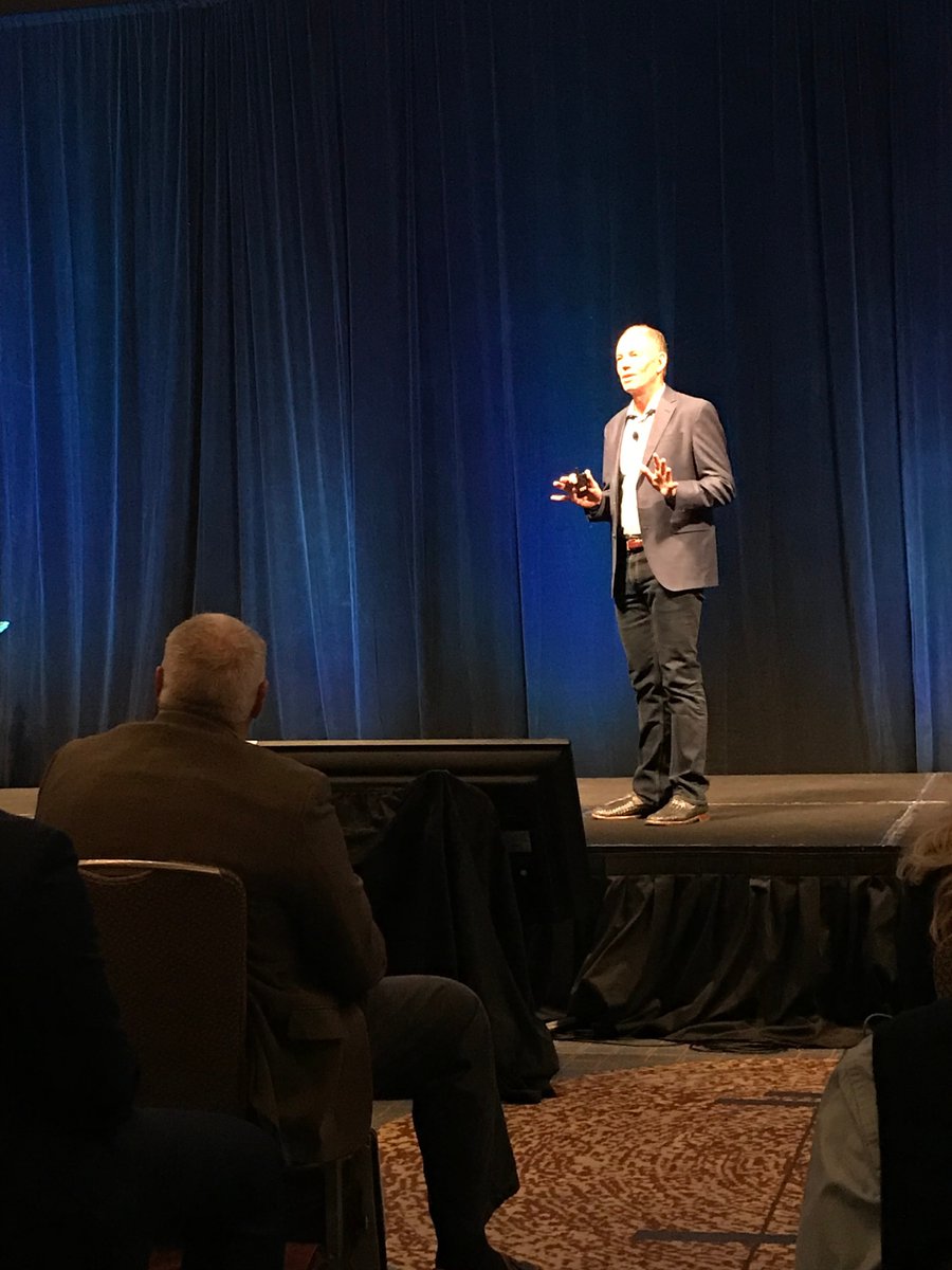 __SOTR__'s tweet photo. Last Month: @marcrandolph delivering #keynote for #APICS2018 (photo cred. @APICS) https://t.co/4GIqGB87ZX