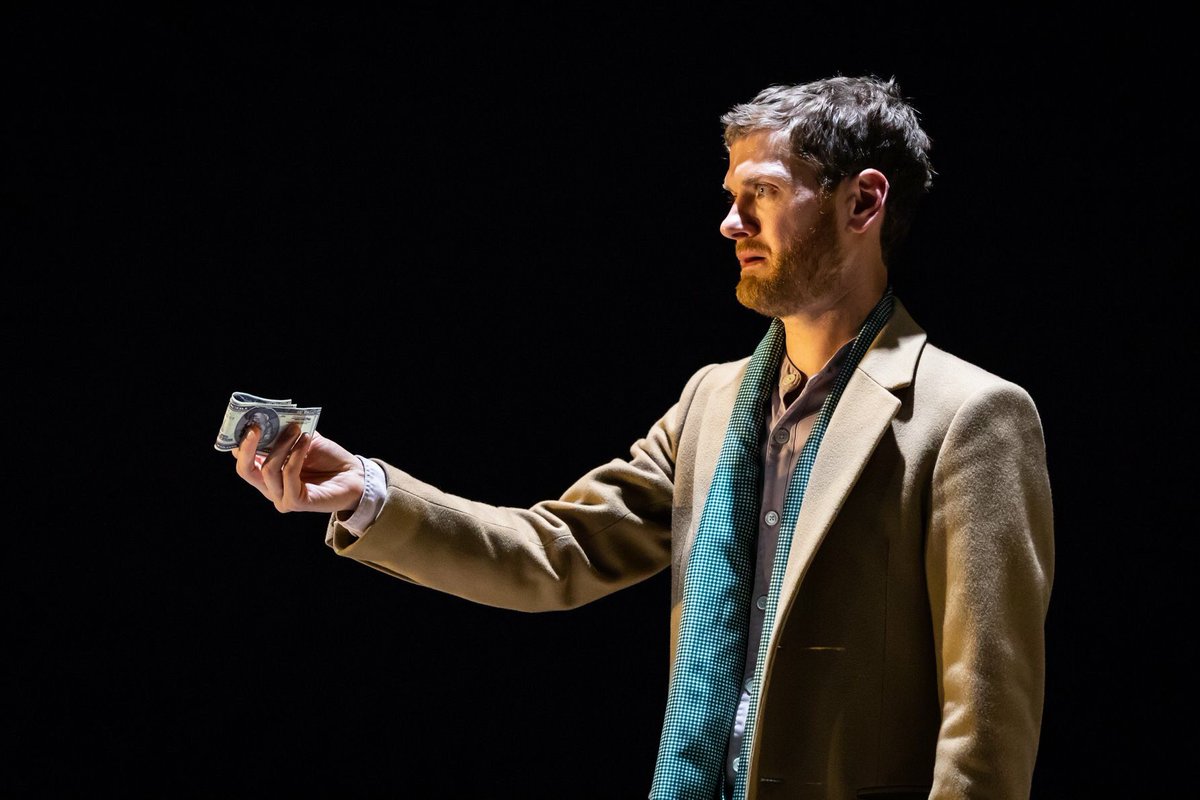 KyleSollerNews's tweet photo. [NEW PICS] Kyle in #TheInheritance part 2 at the Noel Coward Theatre
[📷: Marc Brenner]
#KyleSoller #EricGlass #NoelCowardTheatre #WestEnd https://t.co/5DQToVR5gn