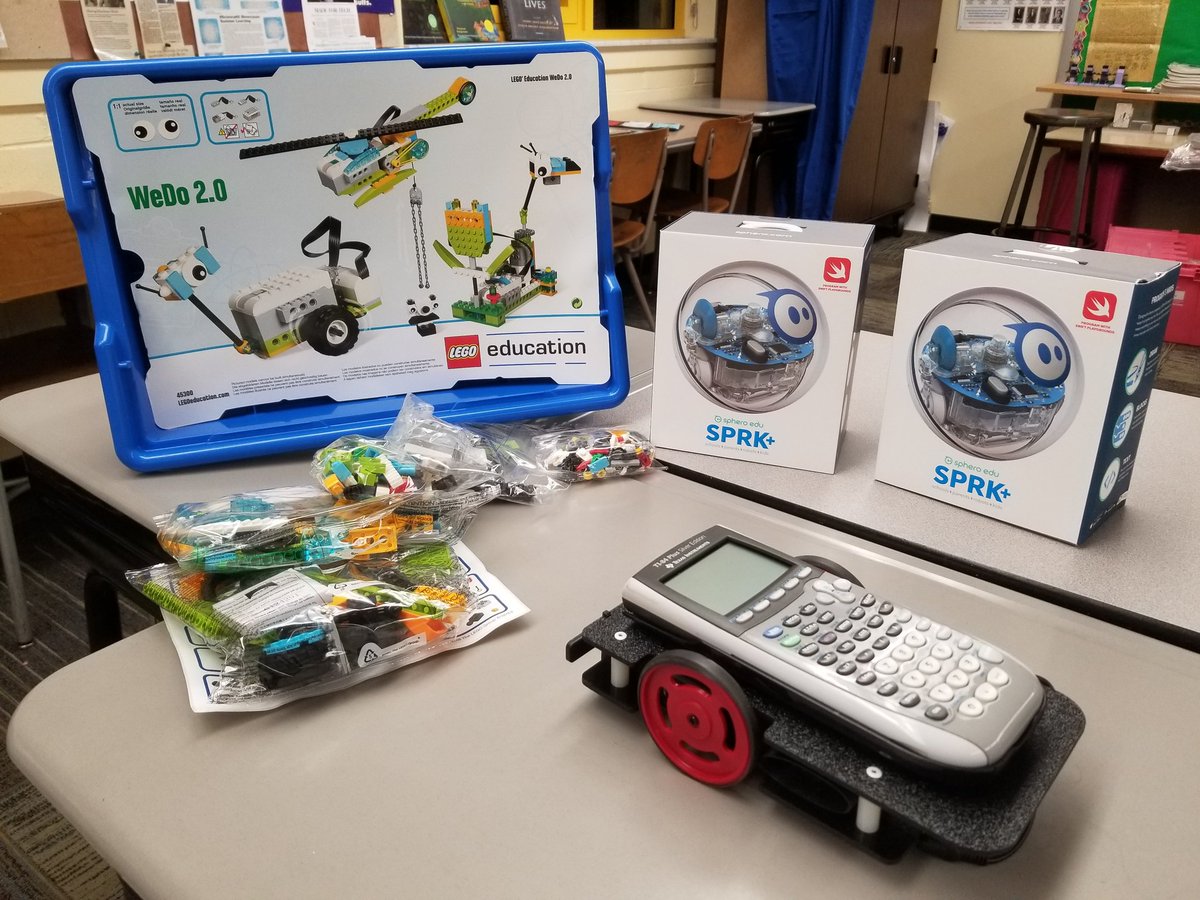3 down, 1 robotics kit to go to start my Intro to Robotics/Coding Centers this winter. Thanks to my private donors, @CivilAirPatrol , and @Eduporium .#SpheroEDU #LegoEDU #CalcuRobots #Ozobots (coming soon)