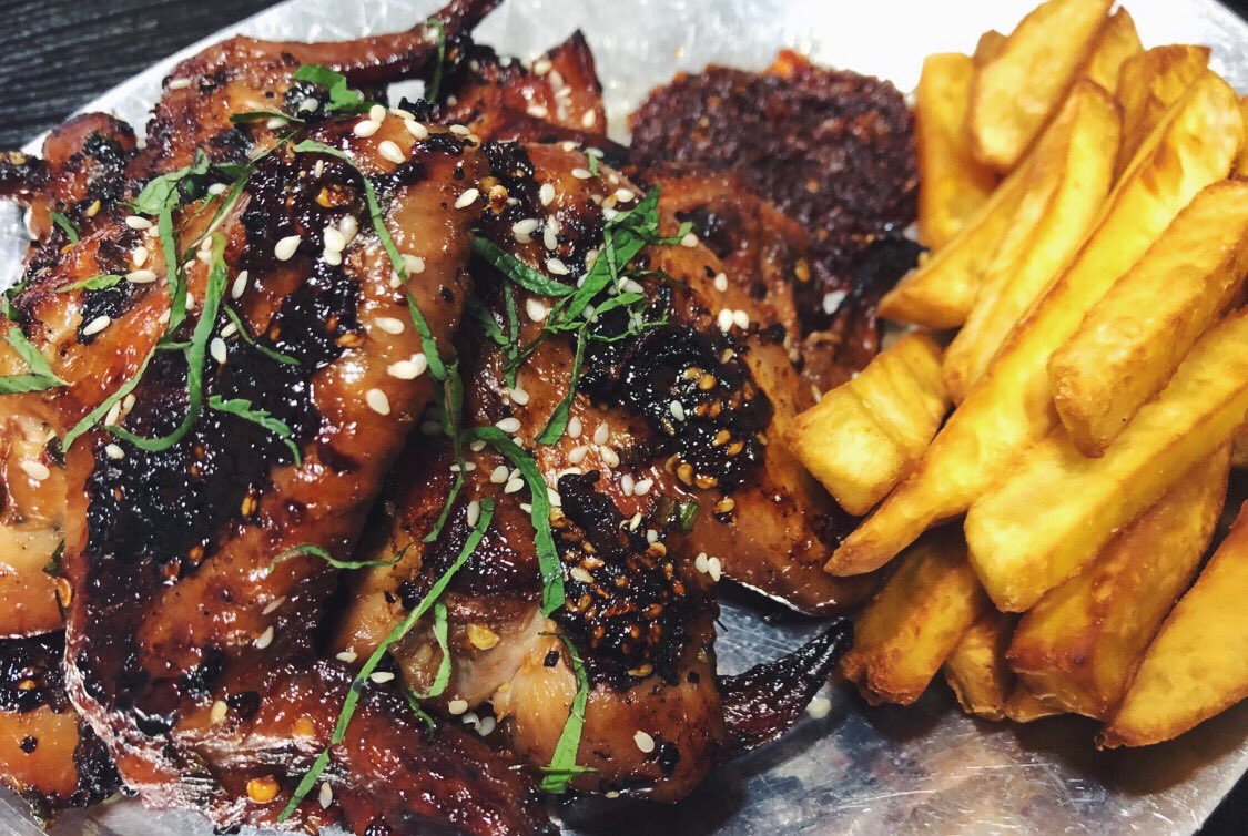 Wangsss! #ItsWingWednesday 📞0908.016.1647 & 0817.088.6449. #KoreanBBQWings