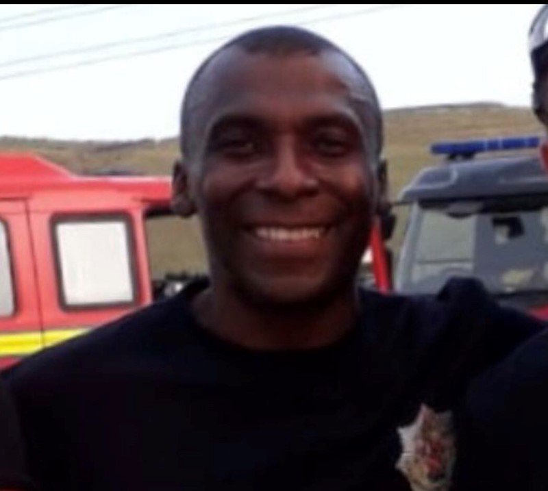 Firefighter Rick Casey is fighting the fight of his life against cancer
Oldham Green Watch is holding a fundraising car wash for him this Sunday from 10.30am until 4pm at Oldham Community Fire Station.
Please come along and show your support for Rick and his family.