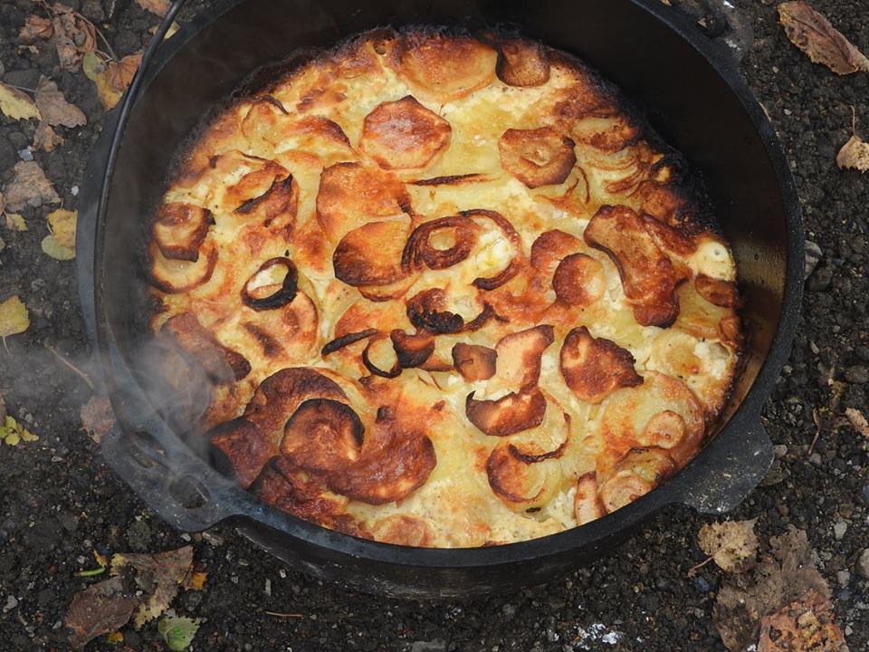 Mightychub's tweet photo. #Hayfield #SettValleyTrail #MiniWoodlandFestival 7th October 10:00 onwards small but perfectly formed #Crafts, #campfire #food #skills #bushcraft https://t.co/GuMfUEeKXK