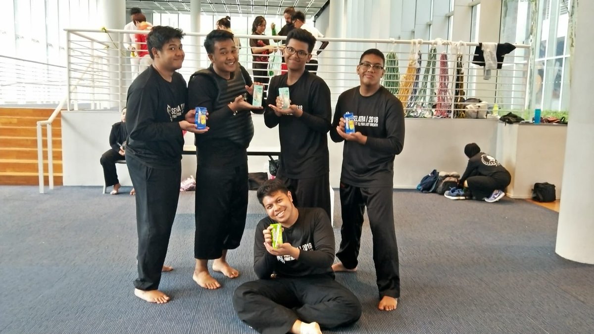 rpsilatteam's tweet photo. LEFT ANOTHER DAY OF CAMP ! let’s push on selatrans 💪🏼
never forget to put a smile on the face ☺️
#rpsilatteam #rpselatra #ftylb 

[Do check out our Instagram for story updates] https://t.co/0aSZ9Dh3Xc