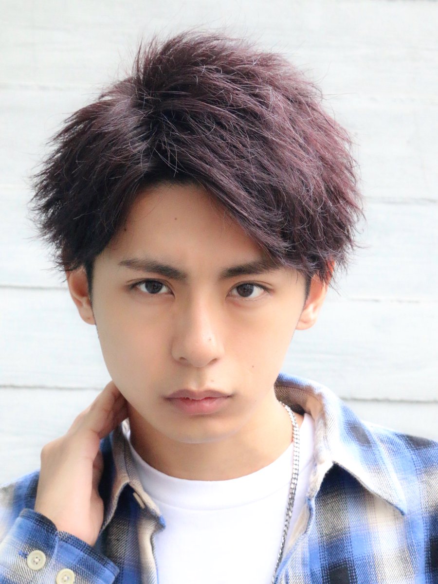大剛 Oceantokyo 平成最後の秋冬最注目ヘアカラー 大剛 国広拓馬 バイオレットアップバングリバース 誰でも挑戦しやすいヘアカラーと 爽やかなアップバングスタイルです 初めてカラーする人も何度もカラーしてる人も夏のダメージが気になる方も秋