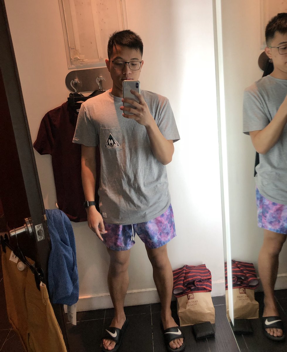 jobsicles's tweet photo. ICYMI: #TopmanPH Mid Season Sale now happening!! Look at that indecisiveness ๐ค๐๐ธ๐ #TopmanSale #TopmanStyle https://t.co/POmh5CJSut