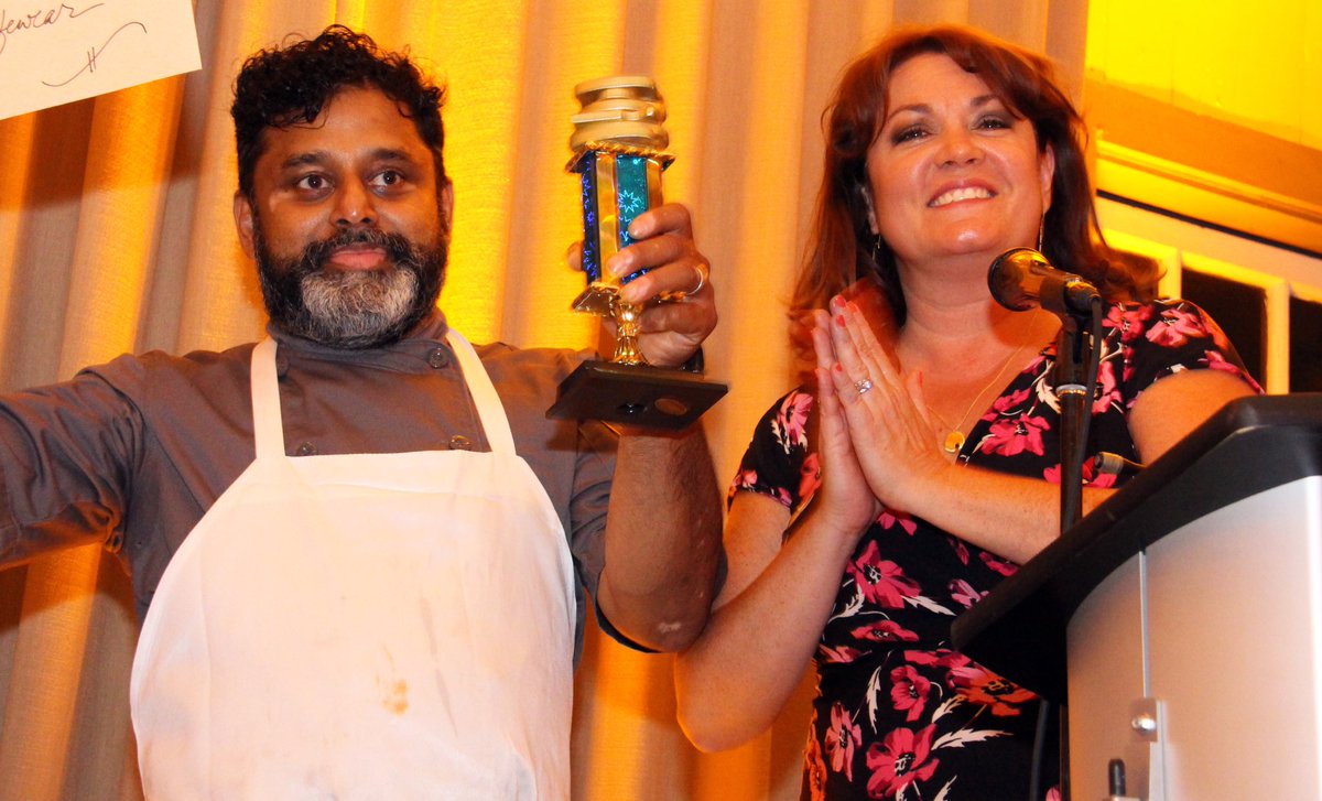 Last year winner ⁦<a href="/HopewellOttawa/">Hopewell</a>⁩ ⁦<a href="/coconutlagoon/">Coconut Lagoon</a>⁩ wish all the chef’s the very best tonight ⁦<a href="/AbsintheCafe/">Absinthe Cafe</a>⁩ ⁦@timrstock⁩ ⁦@thymeandagain⁩ ⁦<a href="/AlgonquinColleg/">Algonquin College</a>⁩ ⁦<a href="/ChefWMS/">Warren Sutherland</a>⁩ ⁦@chefshannon313⁩ .Lets Break the Bread !!