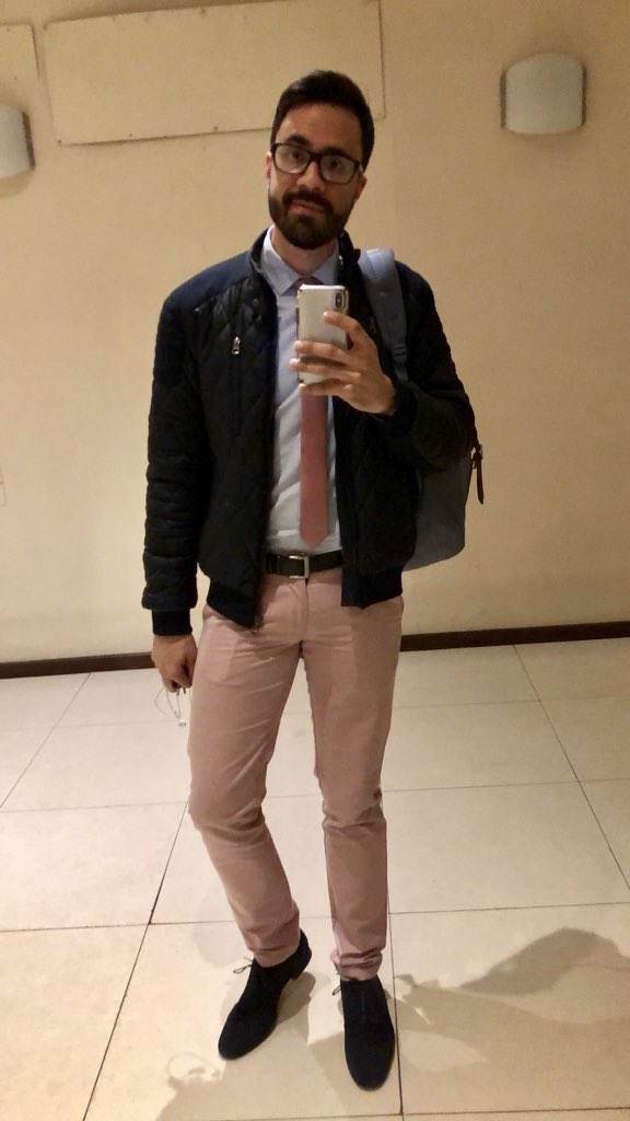 Rawull's tweet photo. Recuerden que hoy es Wednesday October 3rd... and on Wednesday we wear pink #pinkday2018 https://t.co/MCrt3jRjyR