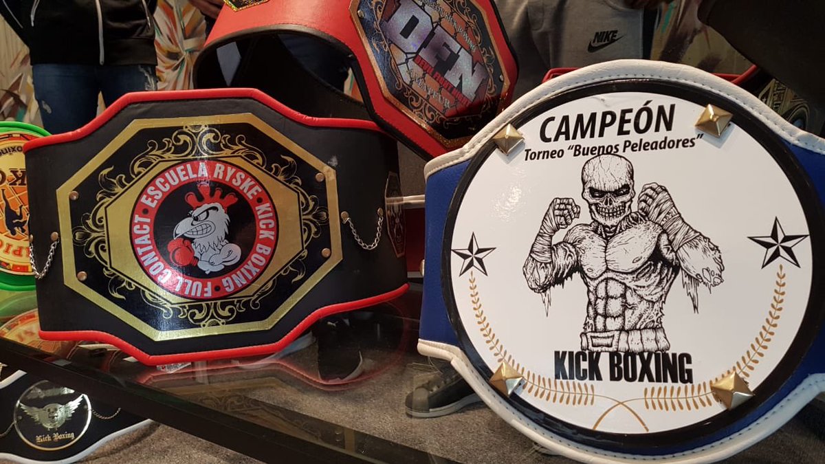Diego Valenzuela on Twitter: "Brian, Lucas y Rodrigo vinieron con los cinturones que ganaron en su gimnasio de Kick Boxing y llenos de ganas de impulso a muchos más jóvenes a