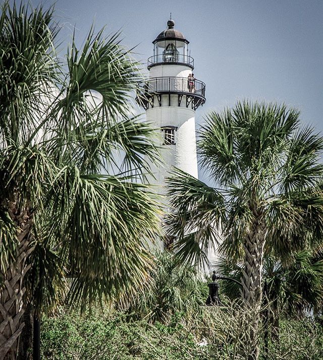 paulserrate's tweet photo. #lighthouse #light #stsimonslighthouse #photographerlife #landscapephotography https://t.co/RYMMQz2IOk