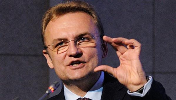 jenkers_ru's tweet image. Мэр #Львов&apos;а Андрей #Садовый заявил о намерении баллотироваться в президенты Украины jenke.rs/Co7t4Z