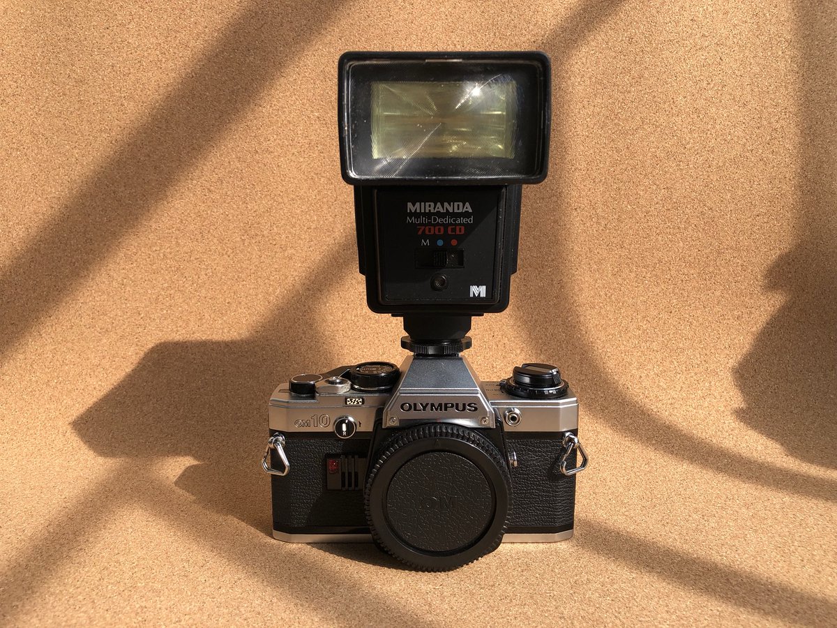 korfilmlab's tweet photo. บอดี้กล้องฟิล์ม โอลิมปัส om-10 กับ อุปกรณ์ของกล้องฟิล์มโอลิมปัสครับ สภาพสวยมากๆทั้งสองตัว

สามารถดูรายละเอียดเพิ่มเติมได้ในคอมเม้นได้เลยครับ

#ฟิล์ม #กล้องฟิล์ม #กล้อง #กล้องมือสอง #กล้องราคาถูก #กล้องฟิล์มญี่ปุ่น #ร้านขายกล้องฟิล์ม #กล้องฟิล์มราคาถูก #ขายกล้องฟิล์ม #olympus https://t.co/7WIS2hNyhj