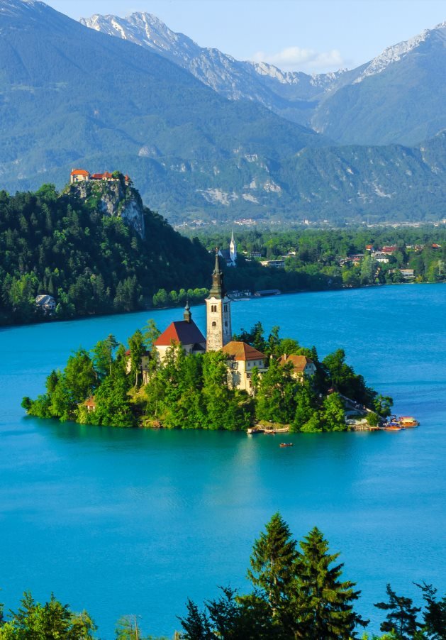 Connaissez-vous le Lac de Bled en Slovénie ? 😍
#InterrailExperience