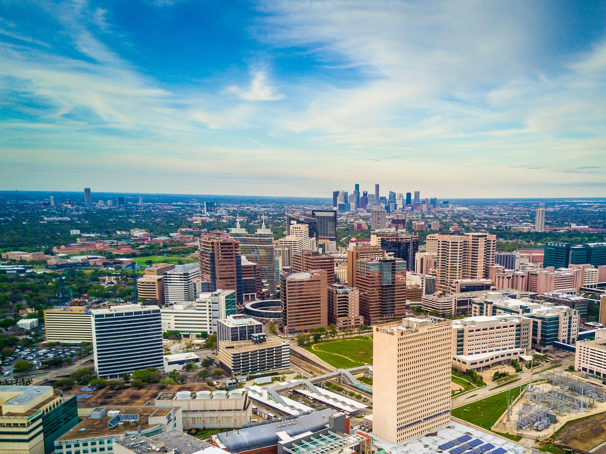 GHPartnership's tweet photo. With 61 total member institutions, the @TXMedCenter is the world’s largest medical complex by multiple measures including number of hospitals, number of physicians, square footage and patient volume. #HOUFacts #AGreaterHOU #HealthCare https://t.co/esH5lusWKO
