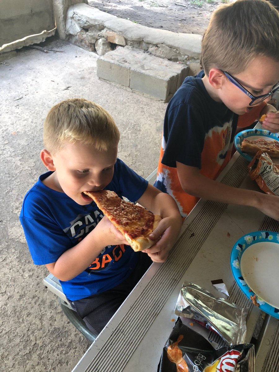 EllenWoodside's tweet photo. Students from K-5th grade who had 3 stamps on their summer reading passport were treated to lunch with Mr. McCain and a day at the Simpsonville City Park. The students had a wonderful time playing and having a pizza lunch! Great job readers! #ewewearefamily https://t.co/4YfBtlq8G7