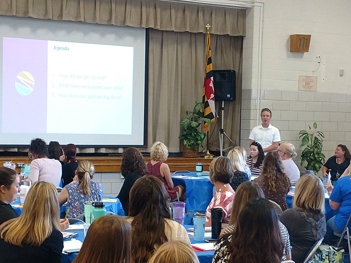 APACSalveron's tweet photo. #superhero #mathleads Launch the day with @LearnZillion CEO #AACPSawesome https://t.co/6jkGiKhzmF