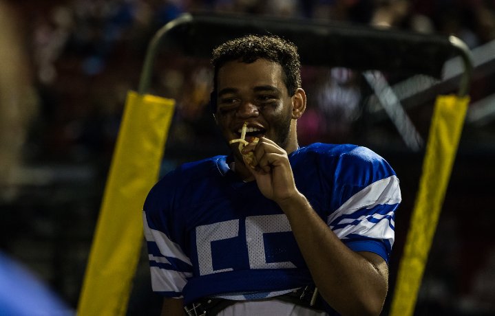 linemanissues's tweet photo. Sideline essentials 🍟🍟 https://t.co/vwd3MB4yaJ