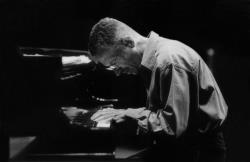 Snart ute: Keith Jarrett - La Fenice, solo 2006
Smakebit her: 
youtube.com/watch?v=LWFib1…